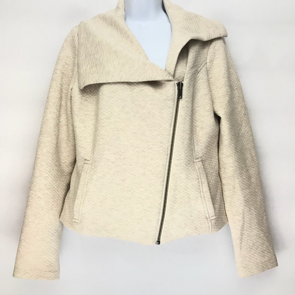 CABI Quilted Ryder Moto Jacket Cream Zip Up - Picture 2 of 4